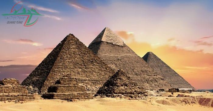 Ai Cập nổi tiếng với các Kim Tự Tháp và chúng cũng là lăng mộ được dùng để an táng các Pharaoh